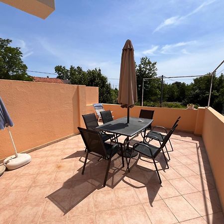 Beautiful apt Julieta Privlaka  Exterior foto